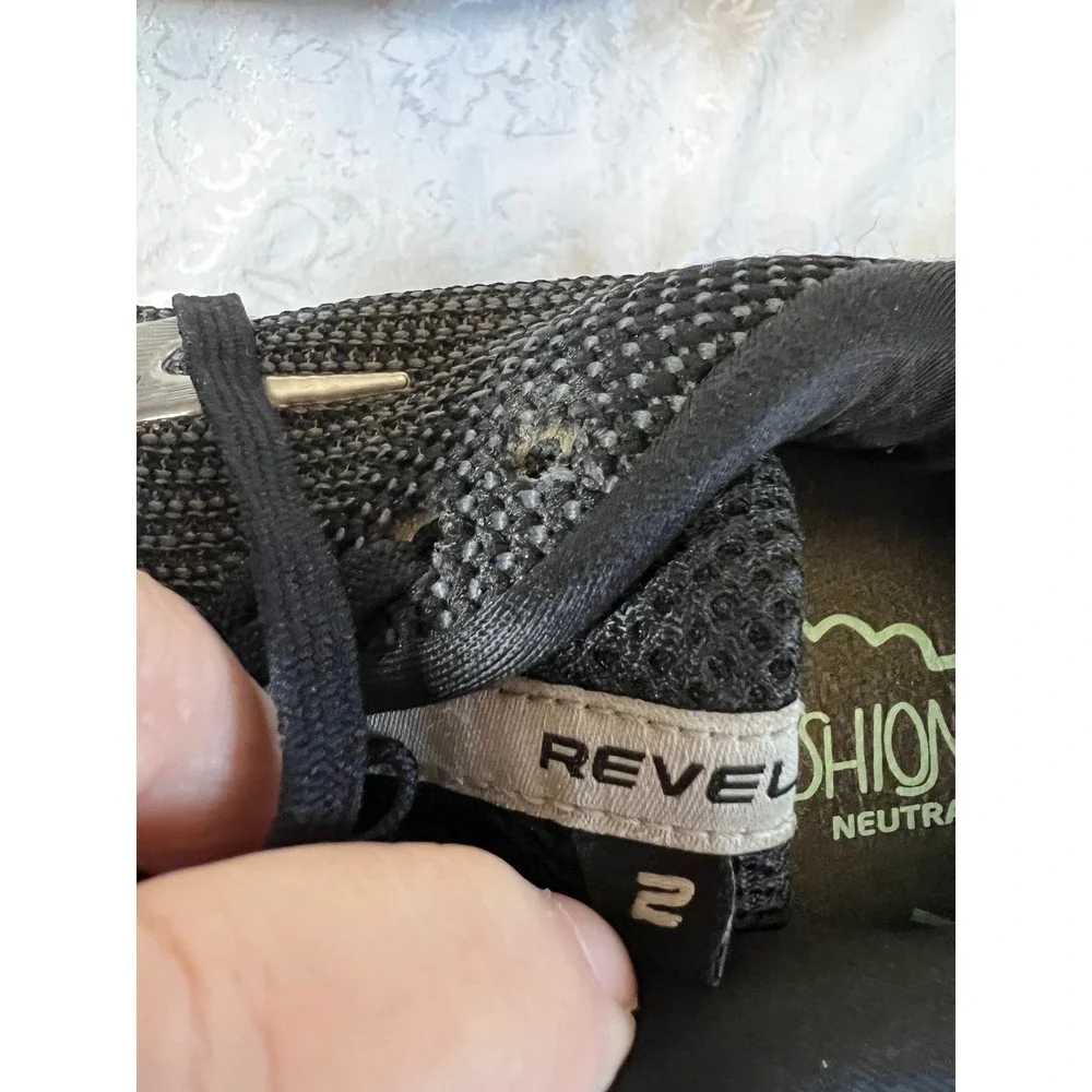 Brooks Revel 2 Running Shoes Womens 9.5 Black Grey Knit 1202811B050 Neutral